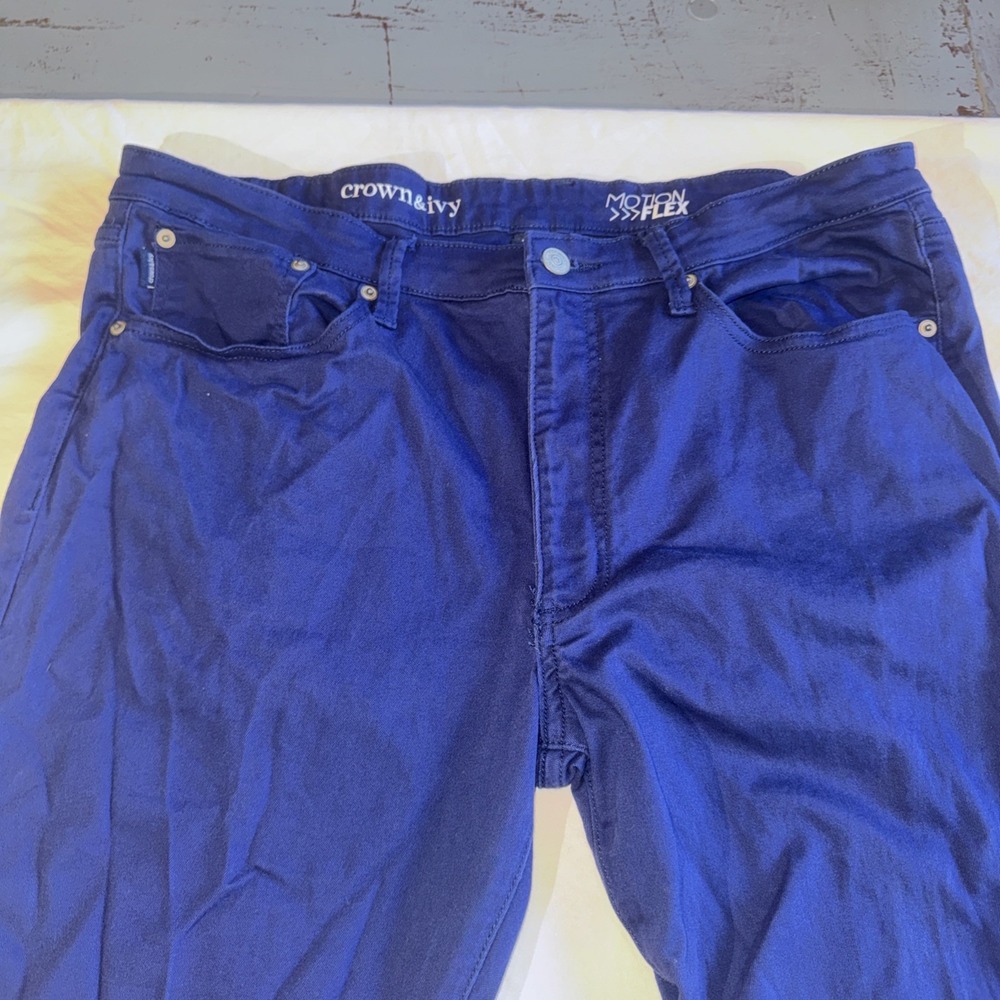 Crown and Ivy Motion Flex Blue Straight Fit 36x34‎ Golf Casual Chino